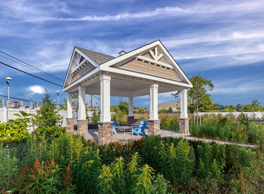 Woodcrest Oceanside Indoor & Outdoor Lifestyle Amenities